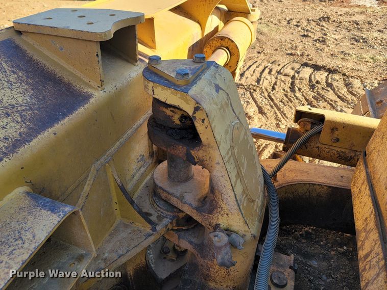 image for item DR3337 2011 Caterpillar D6N XL  dozer