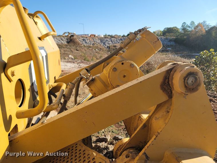 image for item DR3337 2011 Caterpillar D6N XL  dozer