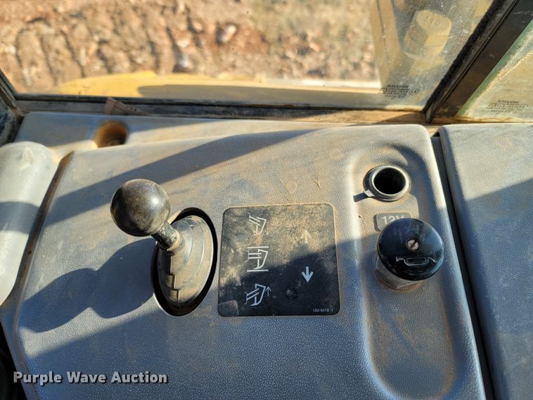 image for item DR3337 2011 Caterpillar D6N XL  dozer