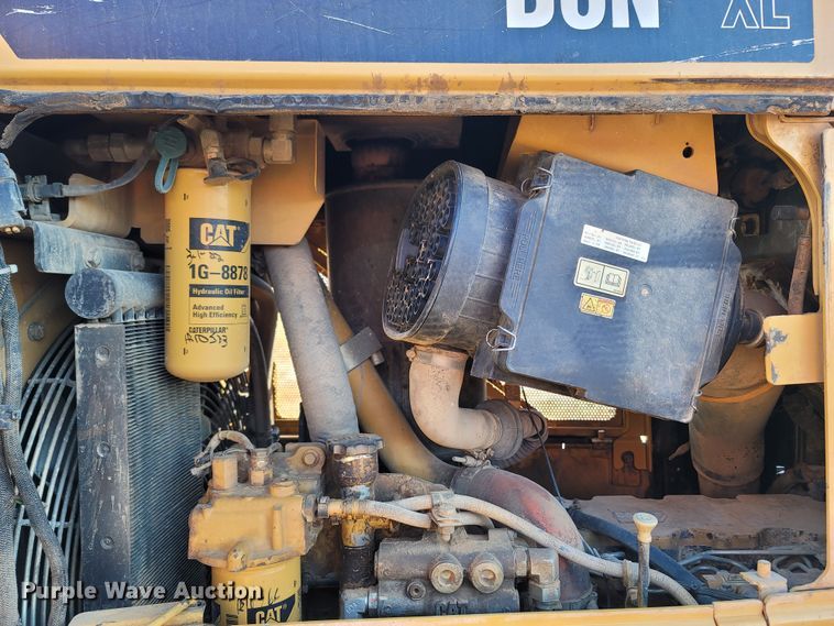image for item DR3337 2011 Caterpillar D6N XL  dozer