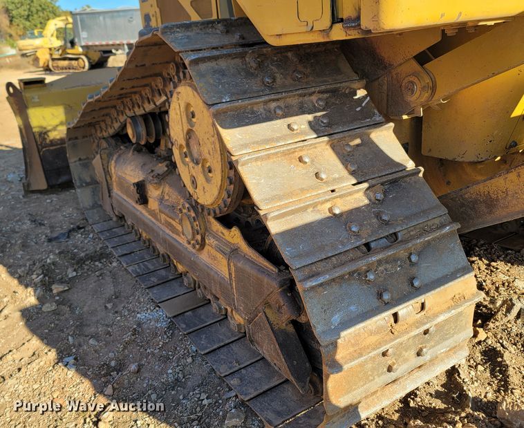 image for item DR3337 2011 Caterpillar D6N XL  dozer