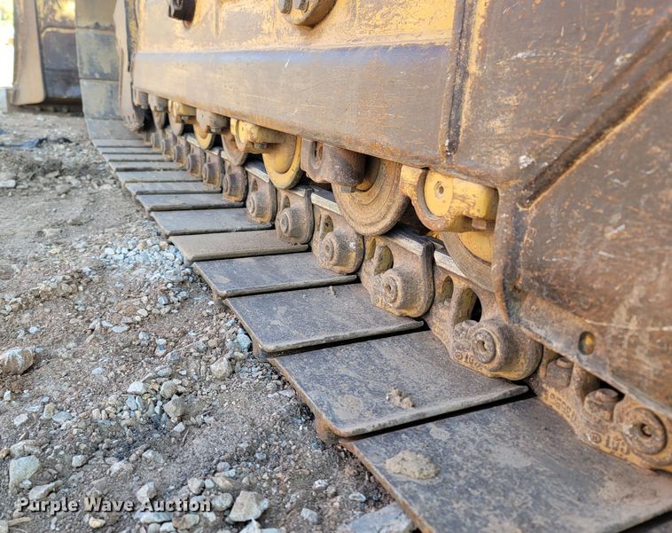 image for item DR3337 2011 Caterpillar D6N XL  dozer