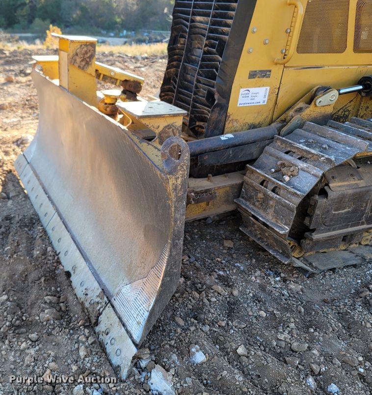 image for item DR3338 2012 Caterpillar D3K2 XL  dozer