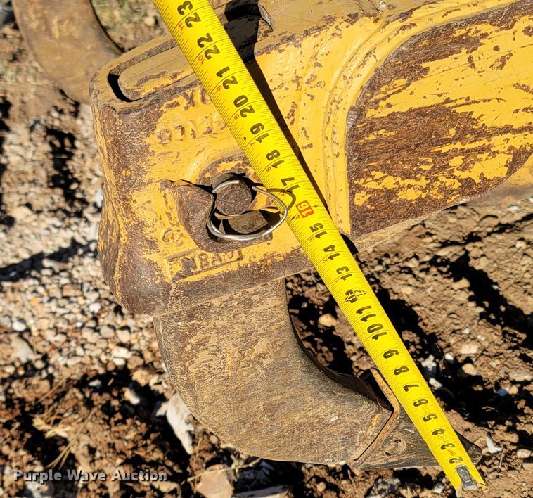 image for item DR3338 2012 Caterpillar D3K2 XL  dozer