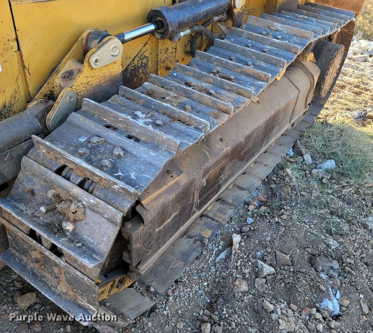 image for item DR3338 2012 Caterpillar D3K2 XL  dozer