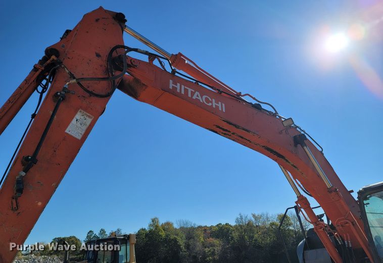 image for item DR3339 2014 Hitachi ZX245USLC-5N  excavator