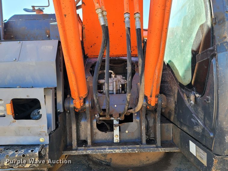 image for item DR3339 2014 Hitachi ZX245USLC-5N  excavator