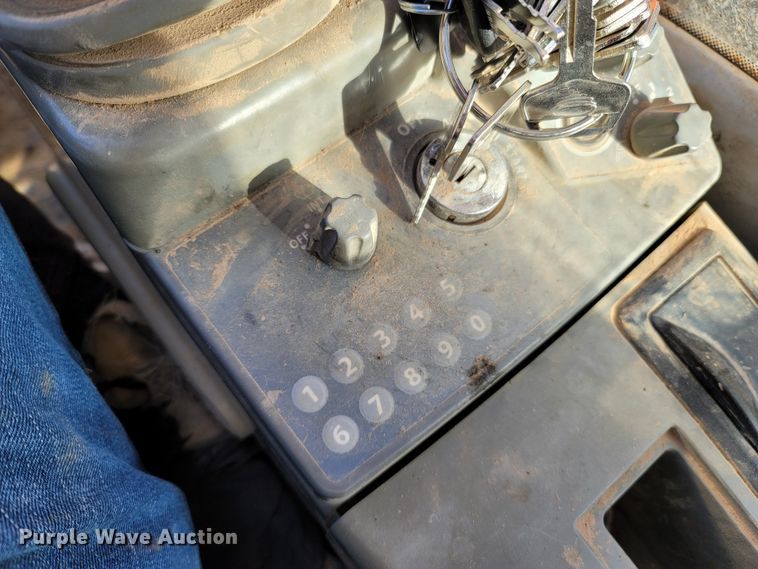 image for item DR3339 2014 Hitachi ZX245USLC-5N  excavator