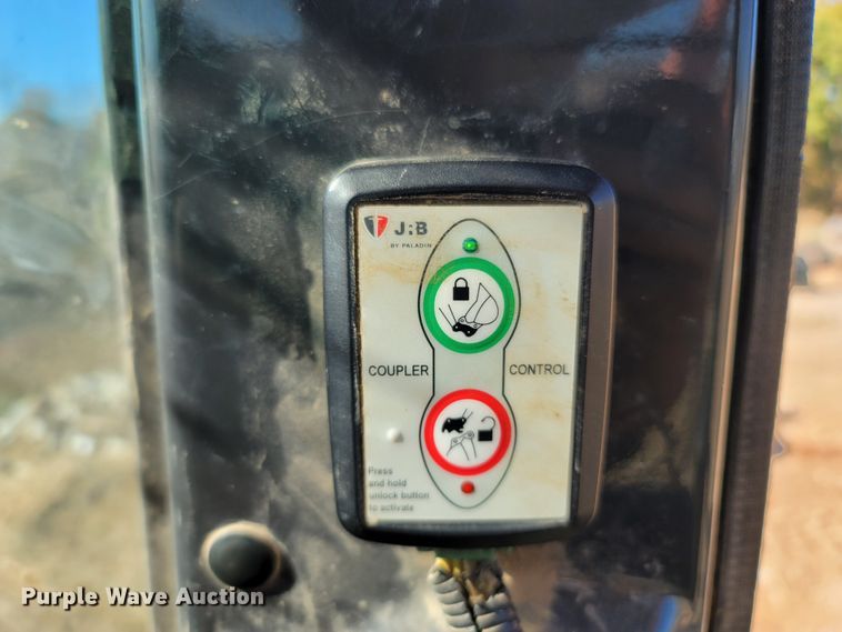 image for item DR3339 2014 Hitachi ZX245USLC-5N  excavator