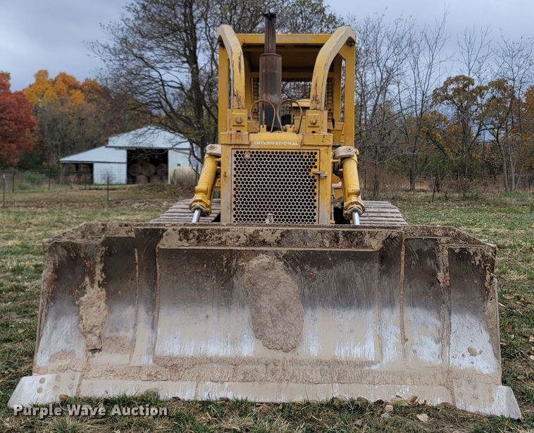 image for item DR3341 International TD15C  dozer