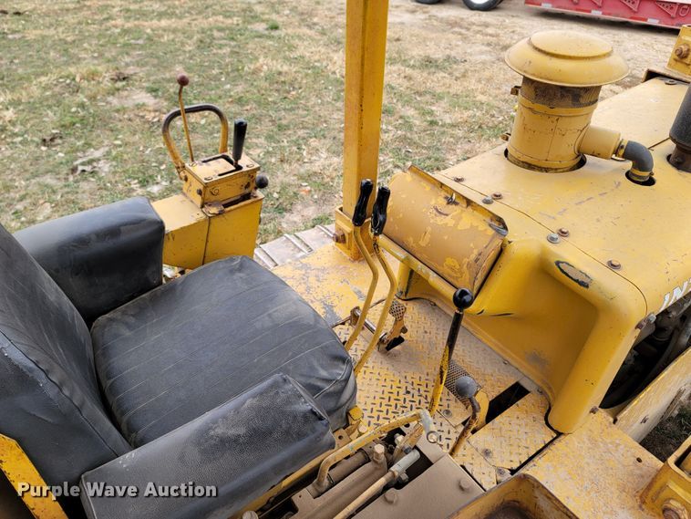 image for item DR3341 International TD15C  dozer