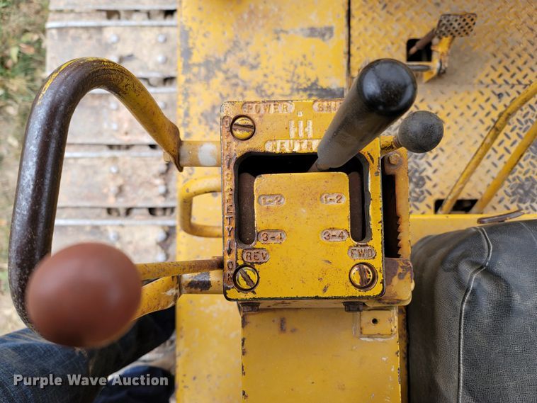 image for item DR3341 International TD15C  dozer