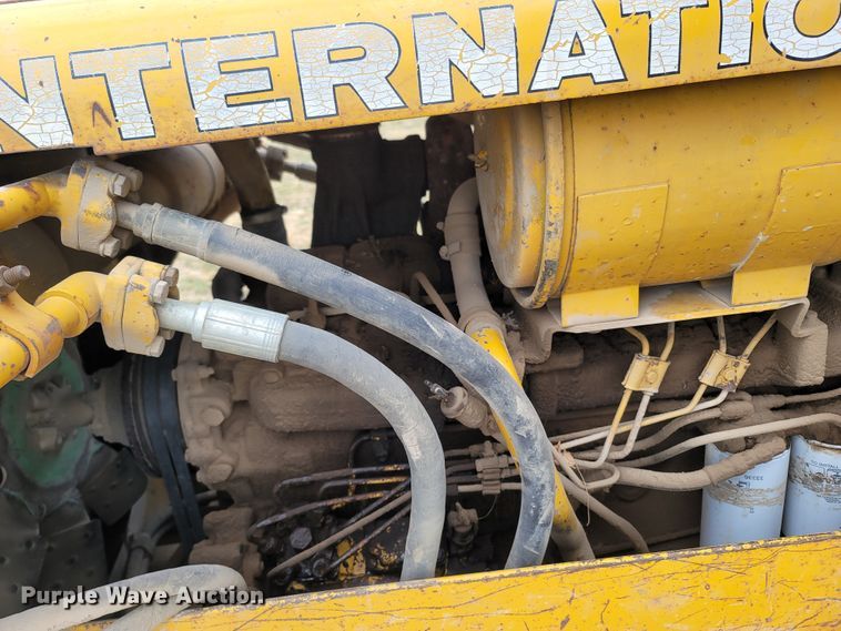 image for item DR3341 International TD15C  dozer