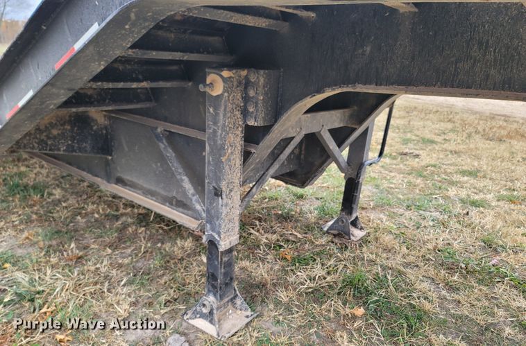 image for item DR3342 2021 Pitts Trailers LB25-33CS  drop deck equipment trailer