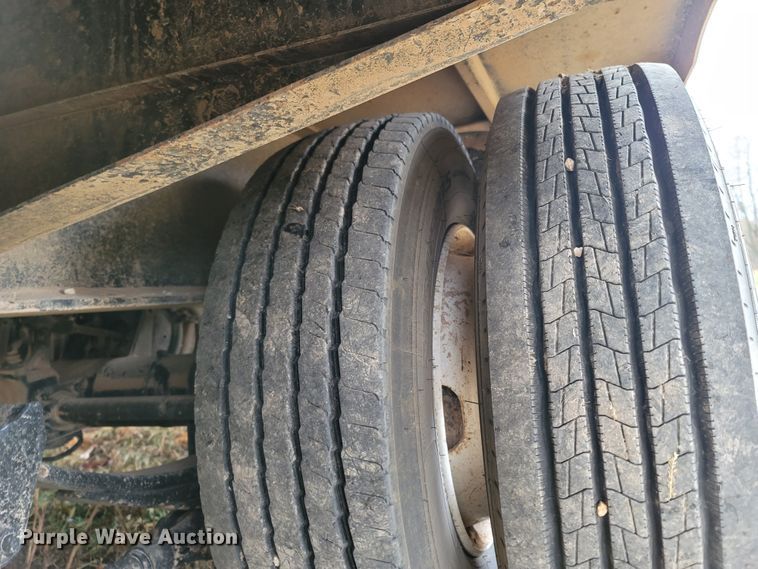 image for item DR3342 2021 Pitts Trailers LB25-33CS  drop deck equipment trailer