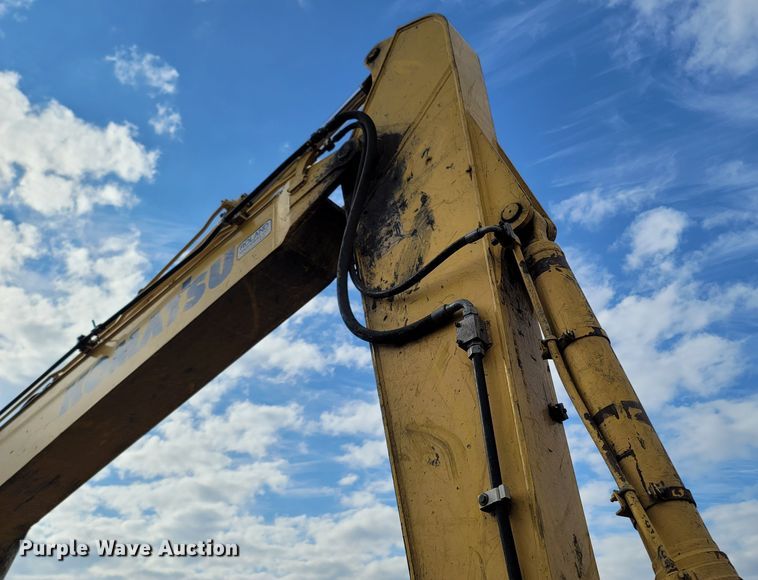 image for item DR3350 2013 Komatsu PC240LC-10  excavator