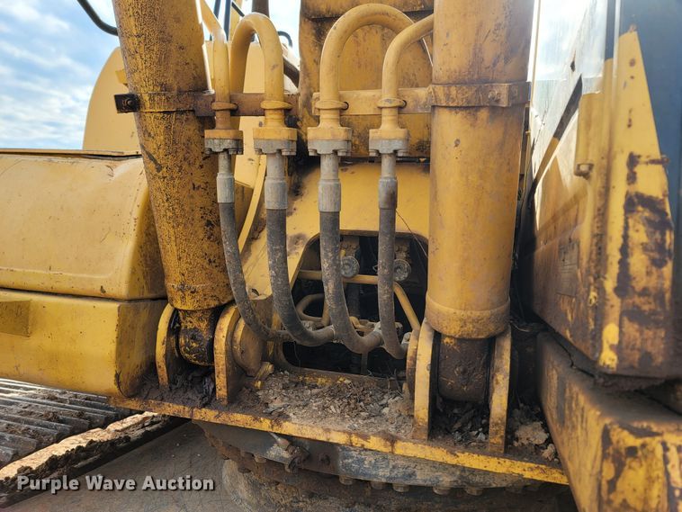 image for item DR3350 2013 Komatsu PC240LC-10  excavator