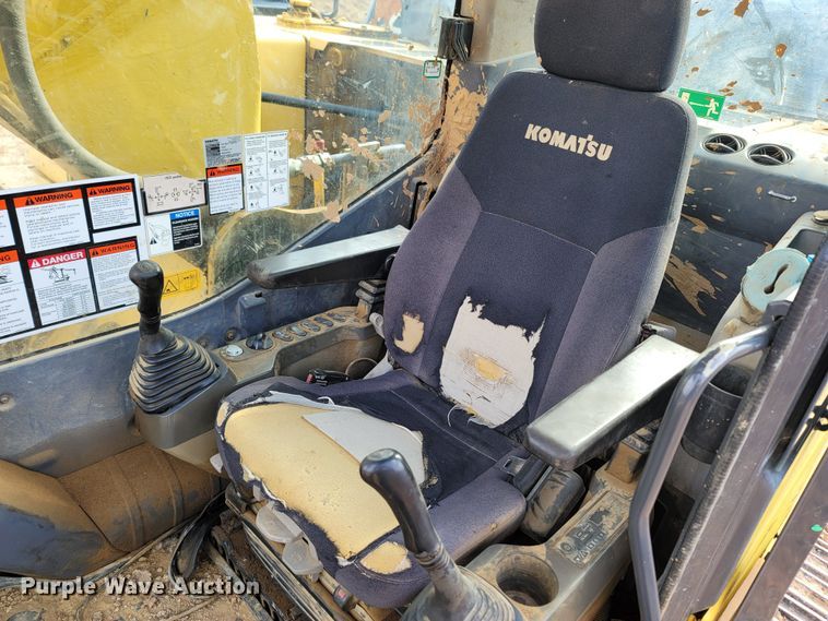 image for item DR3350 2013 Komatsu PC240LC-10  excavator