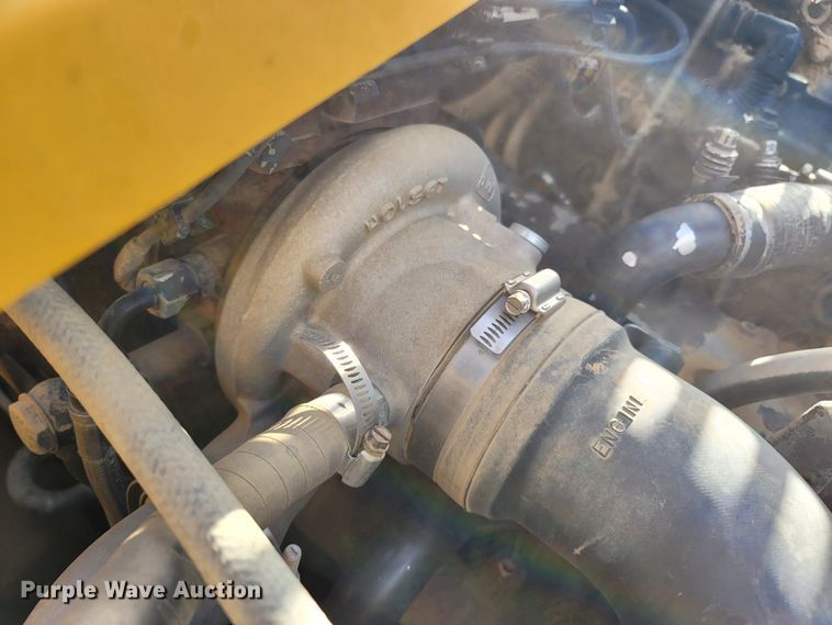 image for item DR3350 2013 Komatsu PC240LC-10  excavator