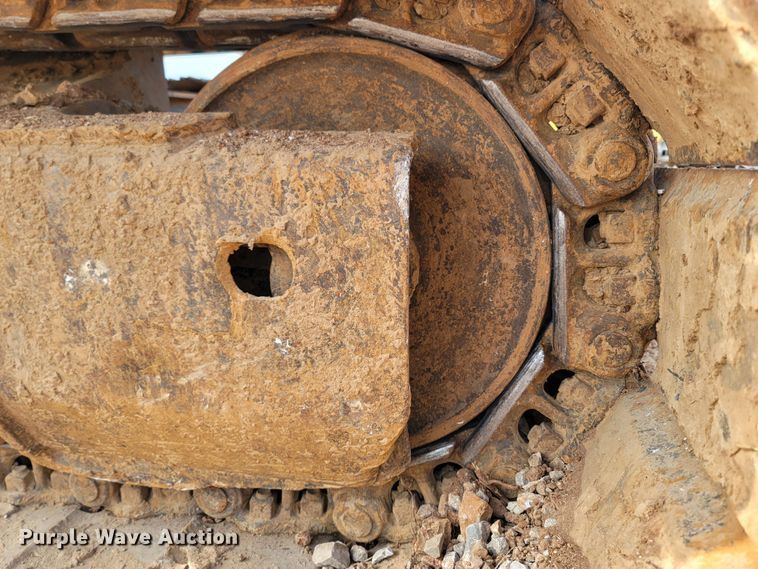 image for item DR3350 2013 Komatsu PC240LC-10  excavator