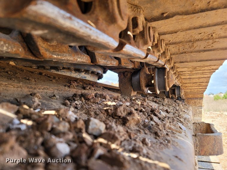 image for item DR3350 2013 Komatsu PC240LC-10  excavator