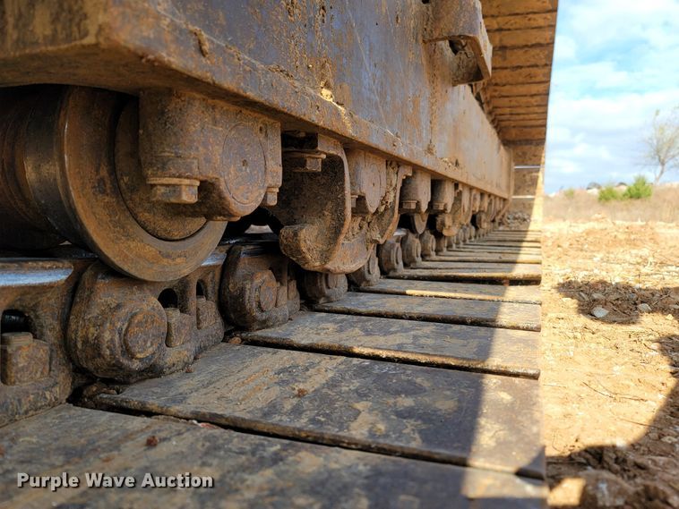 image for item DR3350 2013 Komatsu PC240LC-10  excavator