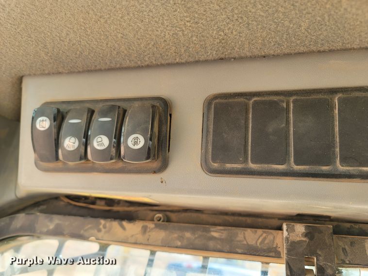 image for item DR3351 2018 Caterpillar 299D2  tracked skid steer loader