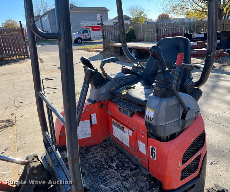 image for item DR7292 2014 Kubota U17  mini excavator