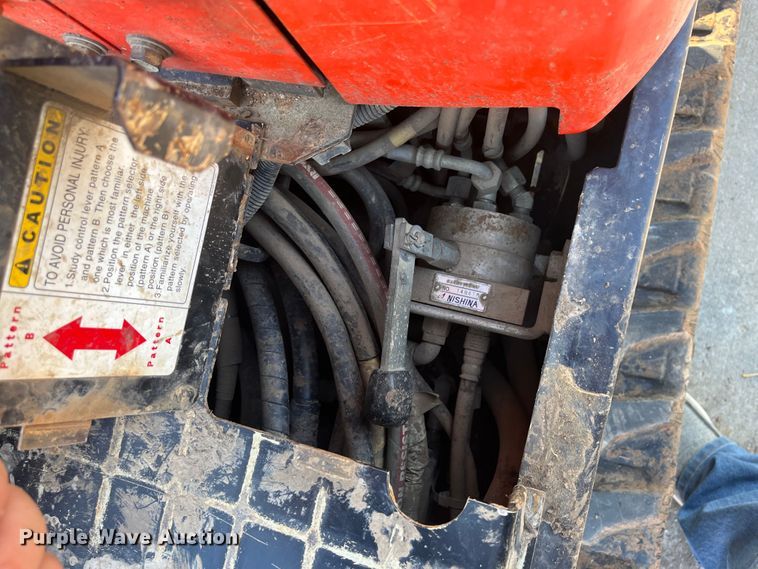 image for item DR7292 2014 Kubota U17  mini excavator