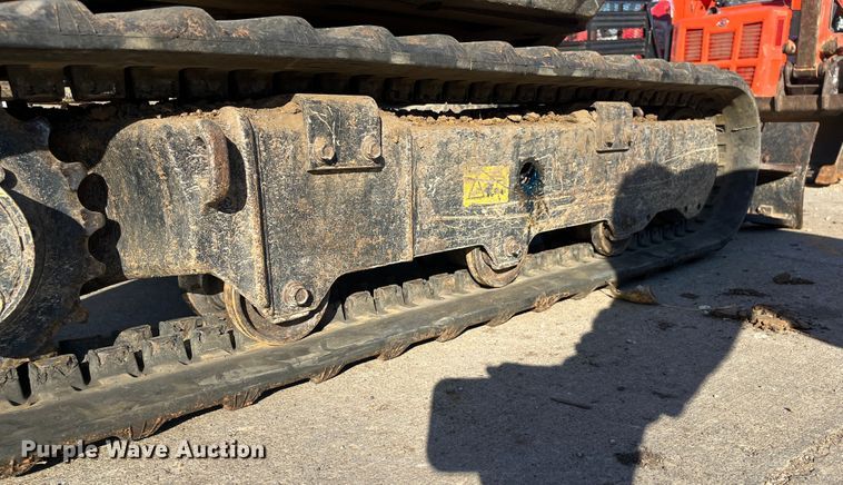 image for item DR7292 2014 Kubota U17  mini excavator