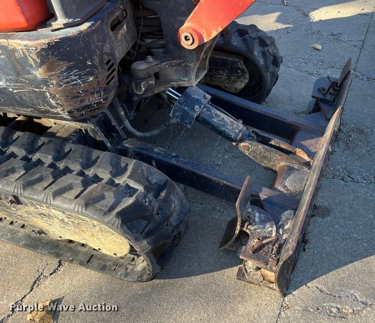 image for item DR7293 2013 Kubota U17  mini excavator