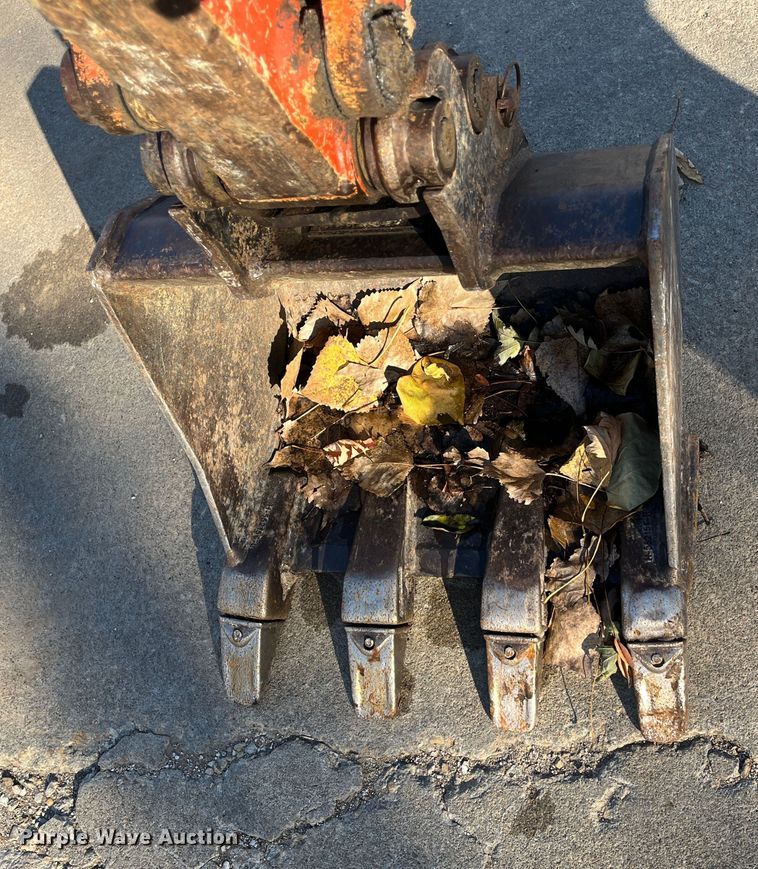 image for item DR7293 2013 Kubota U17  mini excavator