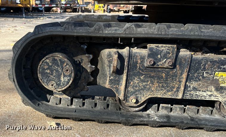 image for item DR7293 2013 Kubota U17  mini excavator