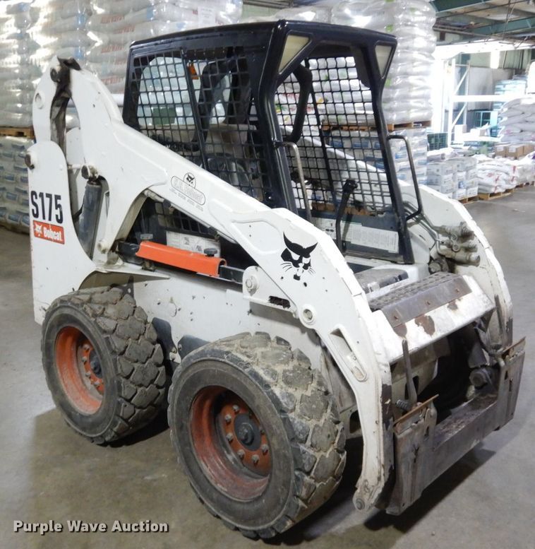 image for item DS1508 Bobcat S175  skid steer loader