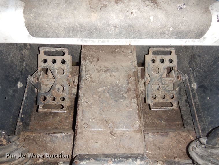 image for item DS1508 Bobcat S175  skid steer loader