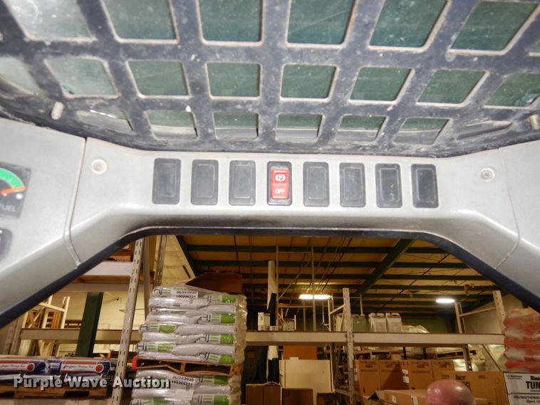 image for item DS1508 Bobcat S175  skid steer loader