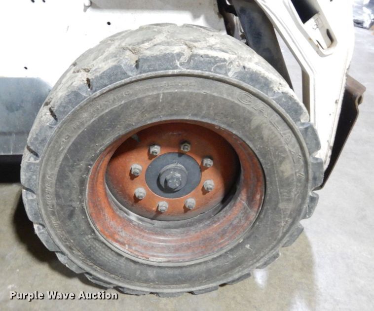 image for item DS1508 Bobcat S175  skid steer loader