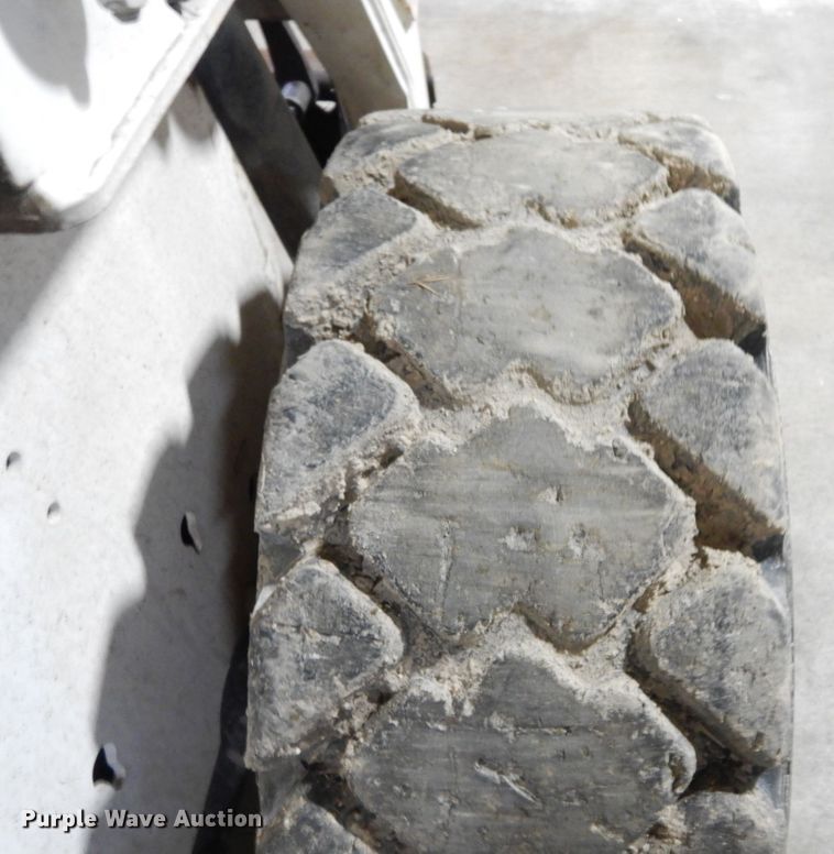 image for item DS1508 Bobcat S175  skid steer loader