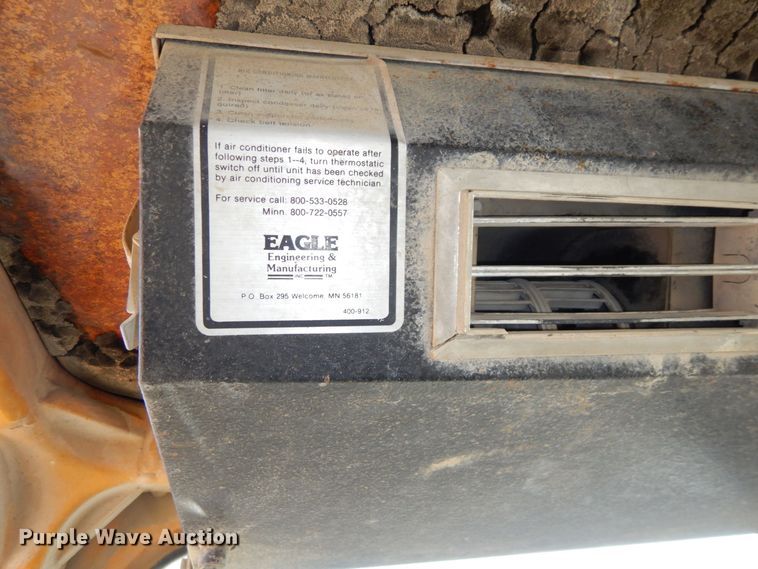 image for item DS1512 1984 John Deere 762A  water wagon