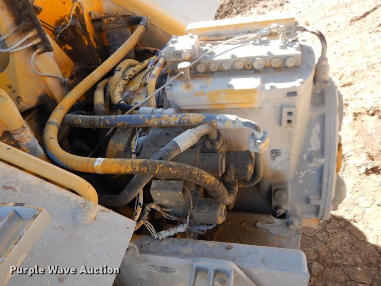 image for item DS1512 1984 John Deere 762A  water wagon