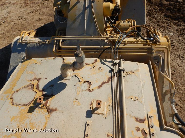 image for item DS1512 1984 John Deere 762A  water wagon