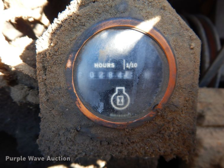 image for item DS1512 1984 John Deere 762A  water wagon