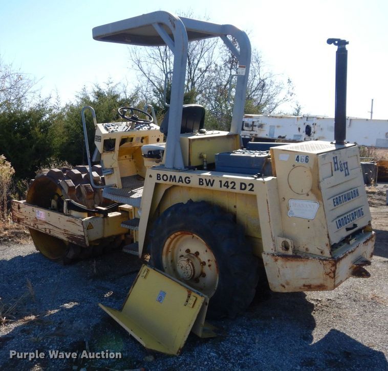 image for item DS1513 1996 Bomag BW142D-2  single drum roller