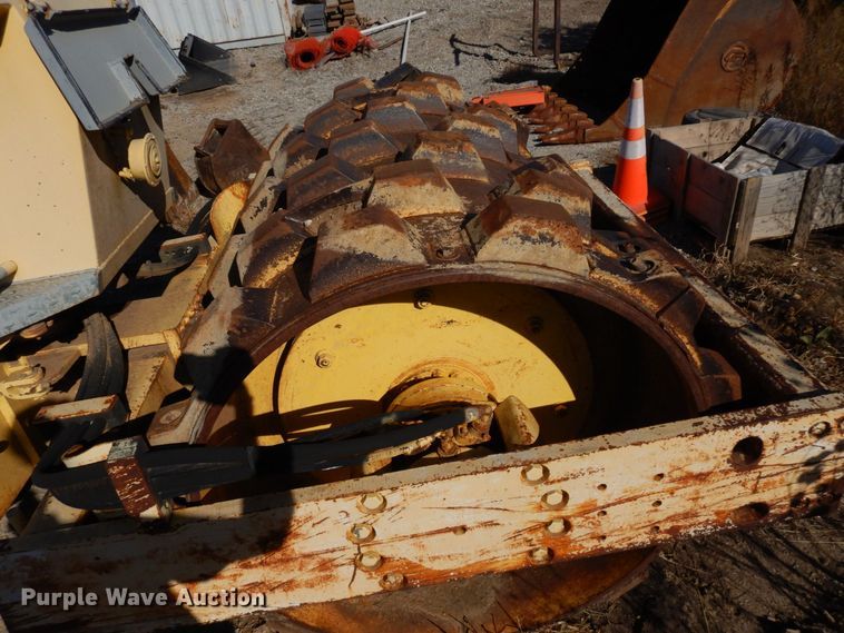 image for item DS1513 1996 Bomag BW142D-2  single drum roller