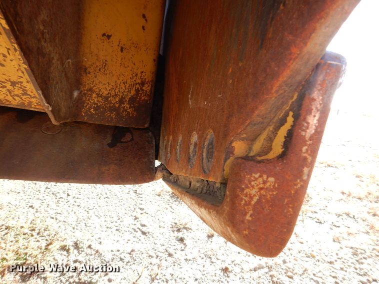 image for item DS8243 Holmes 611T  scraper