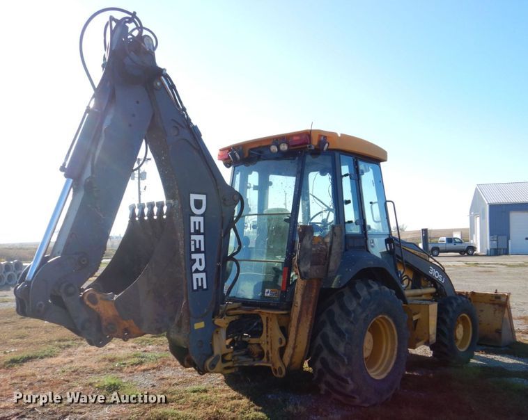 image for item DS8244 2008 John Deere 310SJ  backhoe