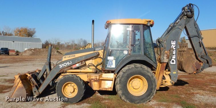 image for item DS8244 2008 John Deere 310SJ  backhoe