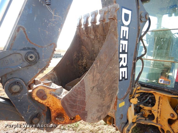 image for item DS8244 2008 John Deere 310SJ  backhoe