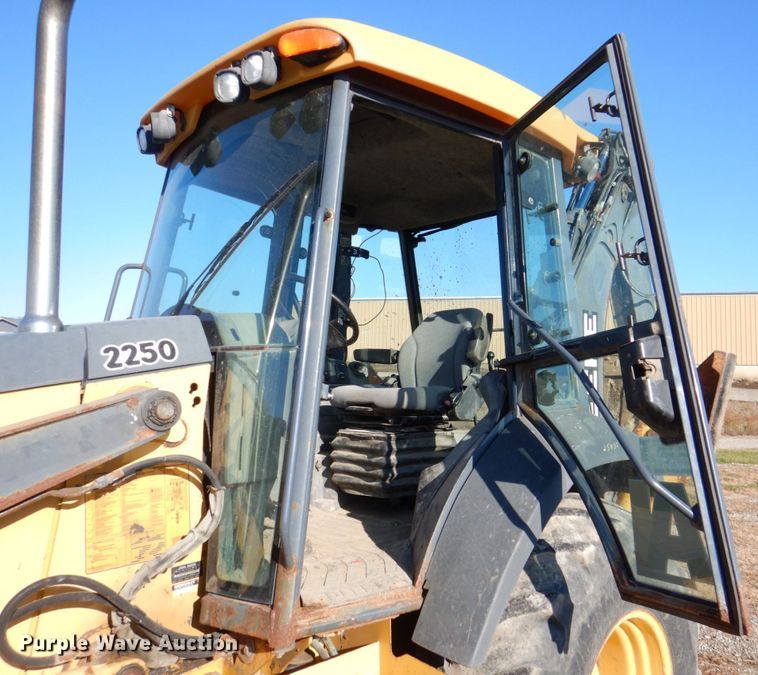 image for item DS8244 2008 John Deere 310SJ  backhoe