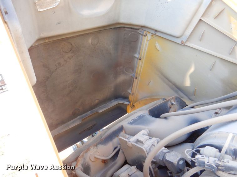 image for item DS8244 2008 John Deere 310SJ  backhoe